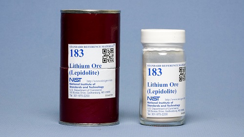 Lithium Ore (Lepidolite)
