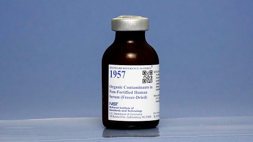 Organic Contaminants in Non-Fortified Human Serum (Freeze-Dried)
