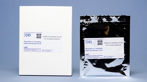 Mixed Berry-Containing Solid Oral Dosage Form